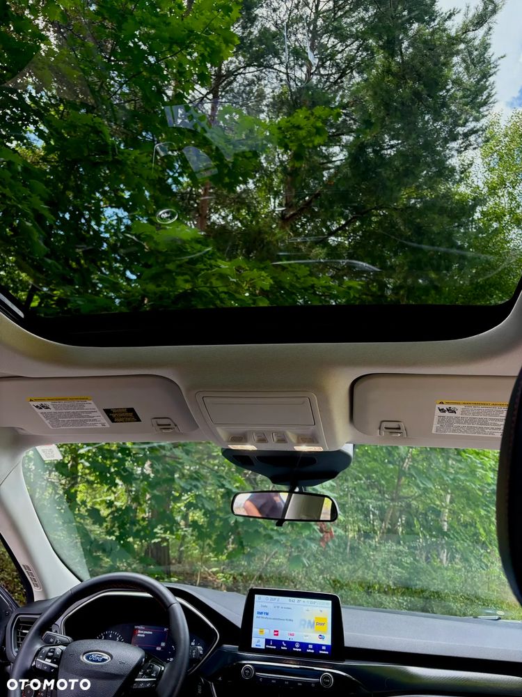 Ford Escape 2.0 EcoBoost AWD Titanium - 4