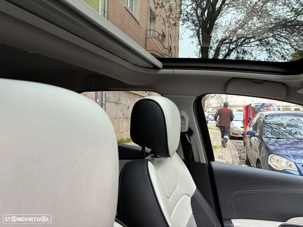 Renault Captur 1.2 TCe Initiale Paris - 30