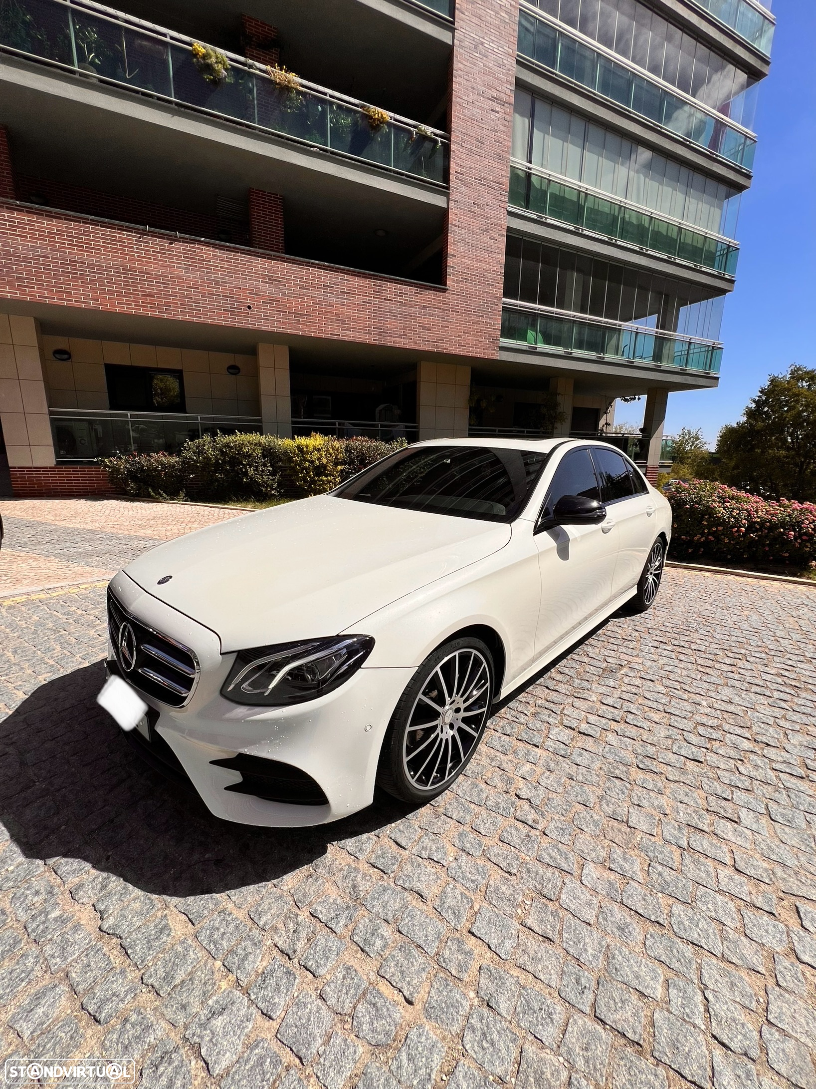 Mercedes-Benz E 220 d AMG - 3