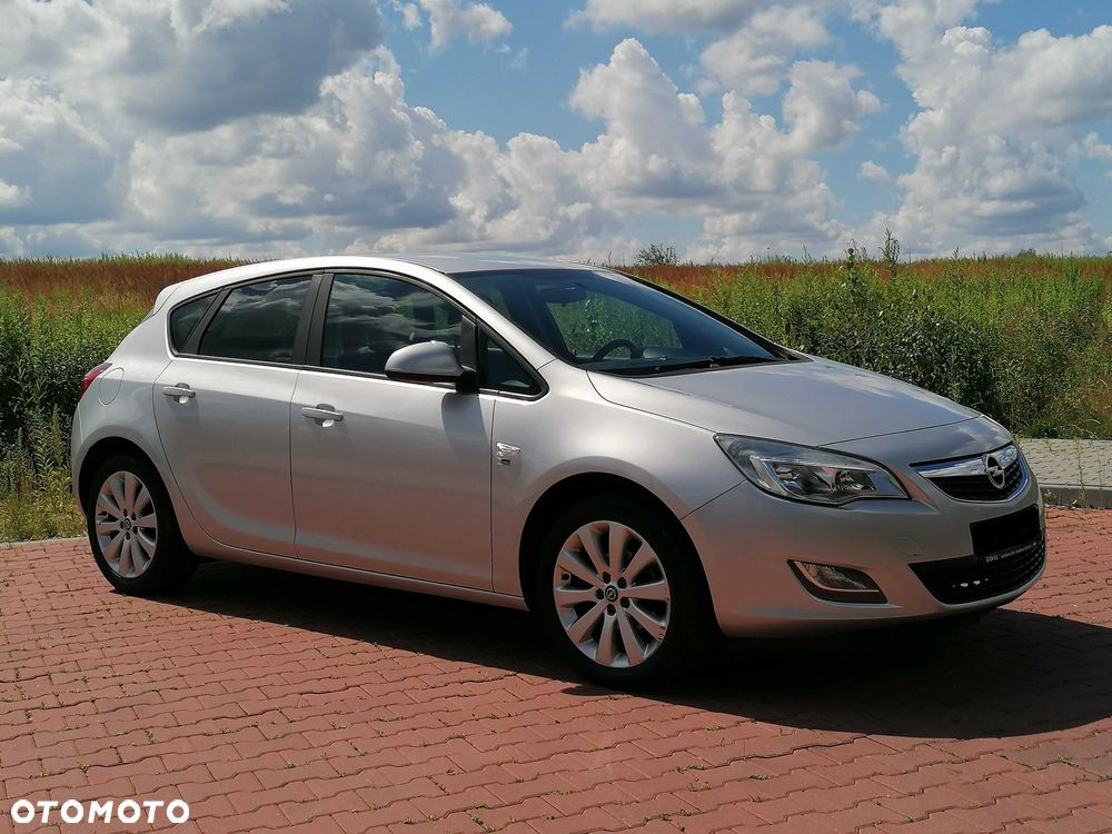 Opel Astra - 1