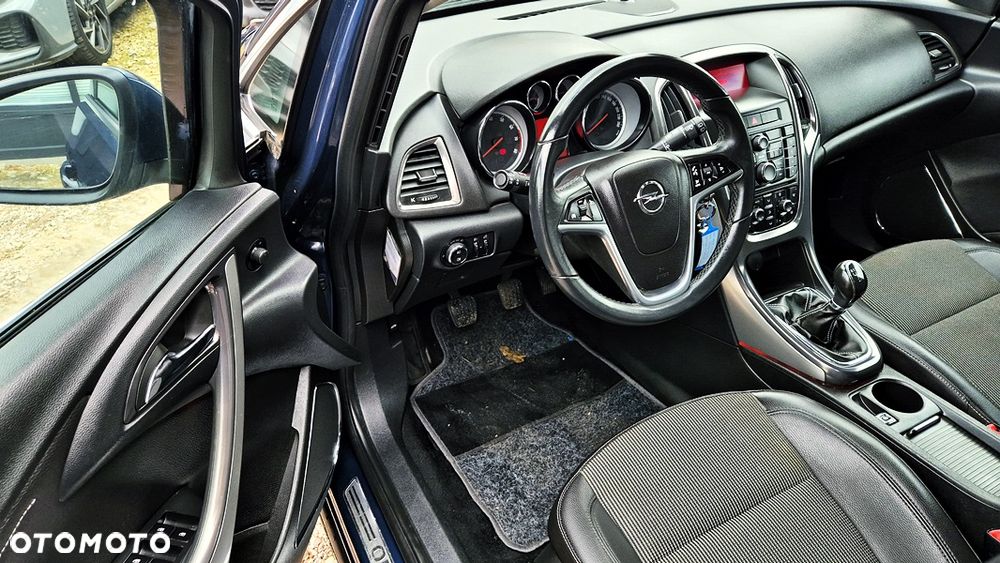 Opel Astra 1.4 T Sport - 26
