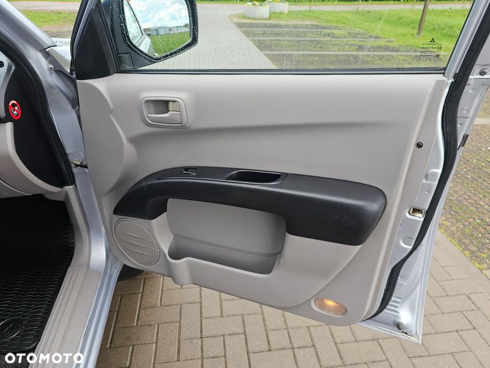 Mitsubishi L200 2.5 DID Invite - 16