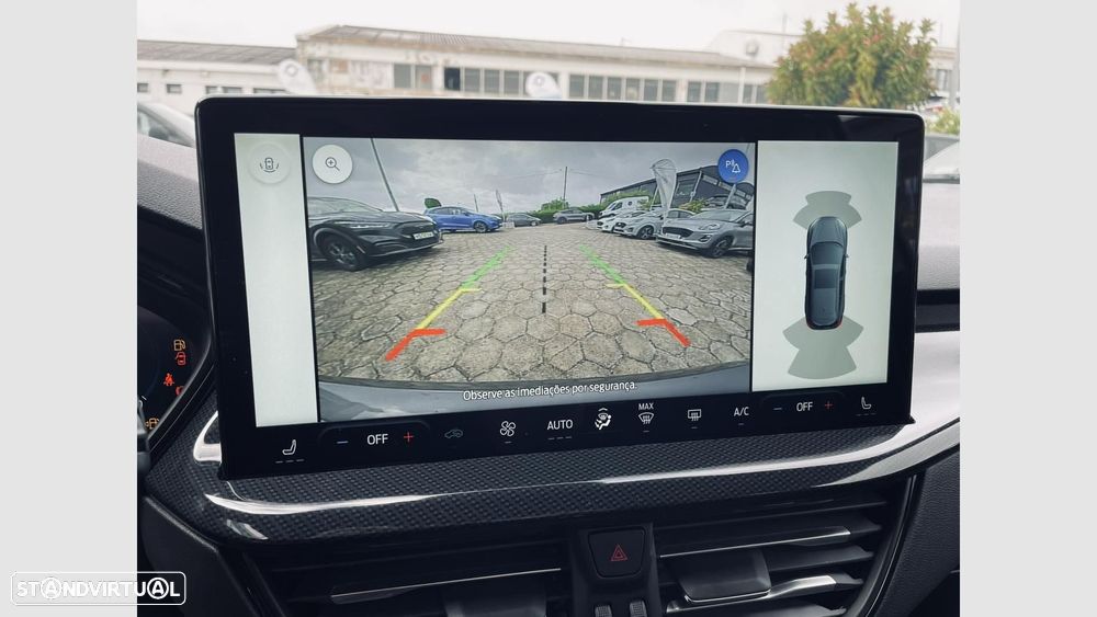 Ford Focus 1.0 EcoBoost MHEV ST-Line X - 12