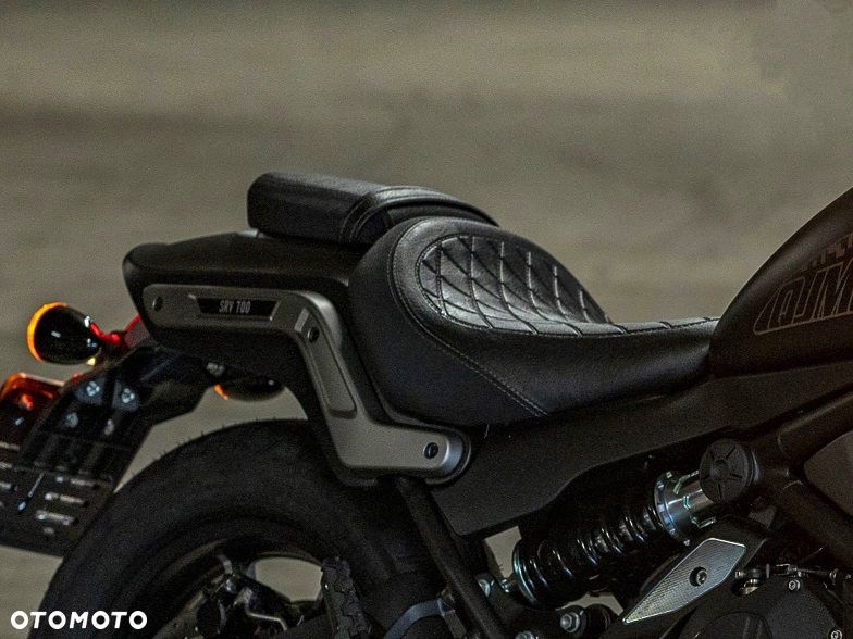 QJMOTOR SRV 700 - 6
