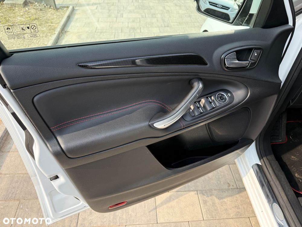 Ford S-Max 2.0 TDCi DPF Titanium - 22