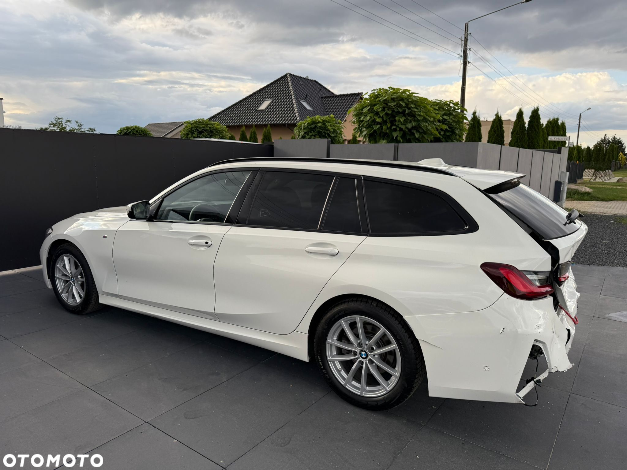 BMW Seria 3 320d Touring M Sport - 10