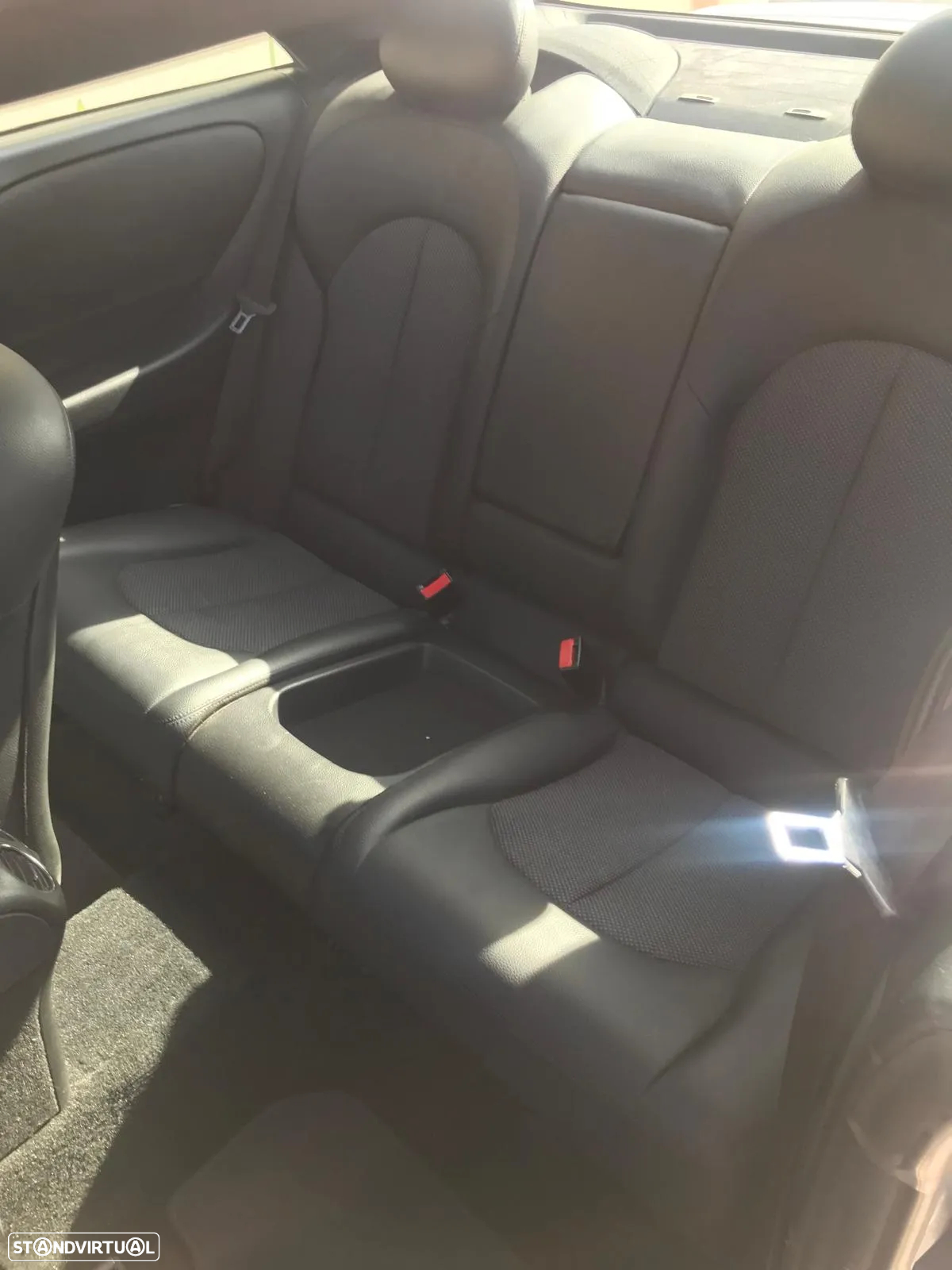 Mercedes-Benz CLK 220 CDi Avantgarde Aut. - 15