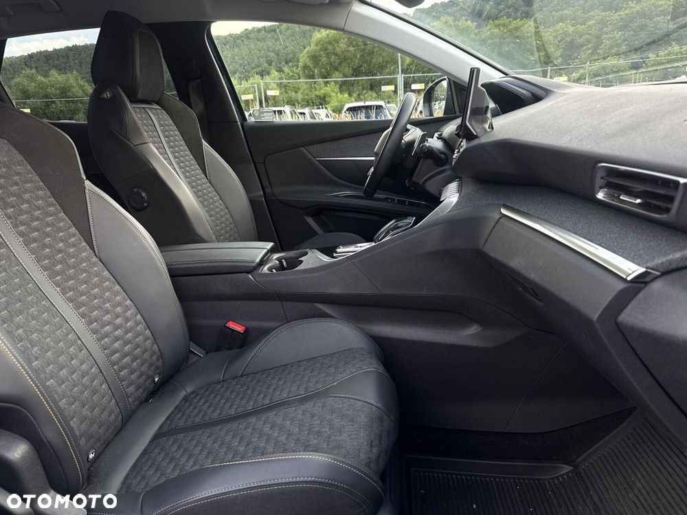 Peugeot 3008 - 13