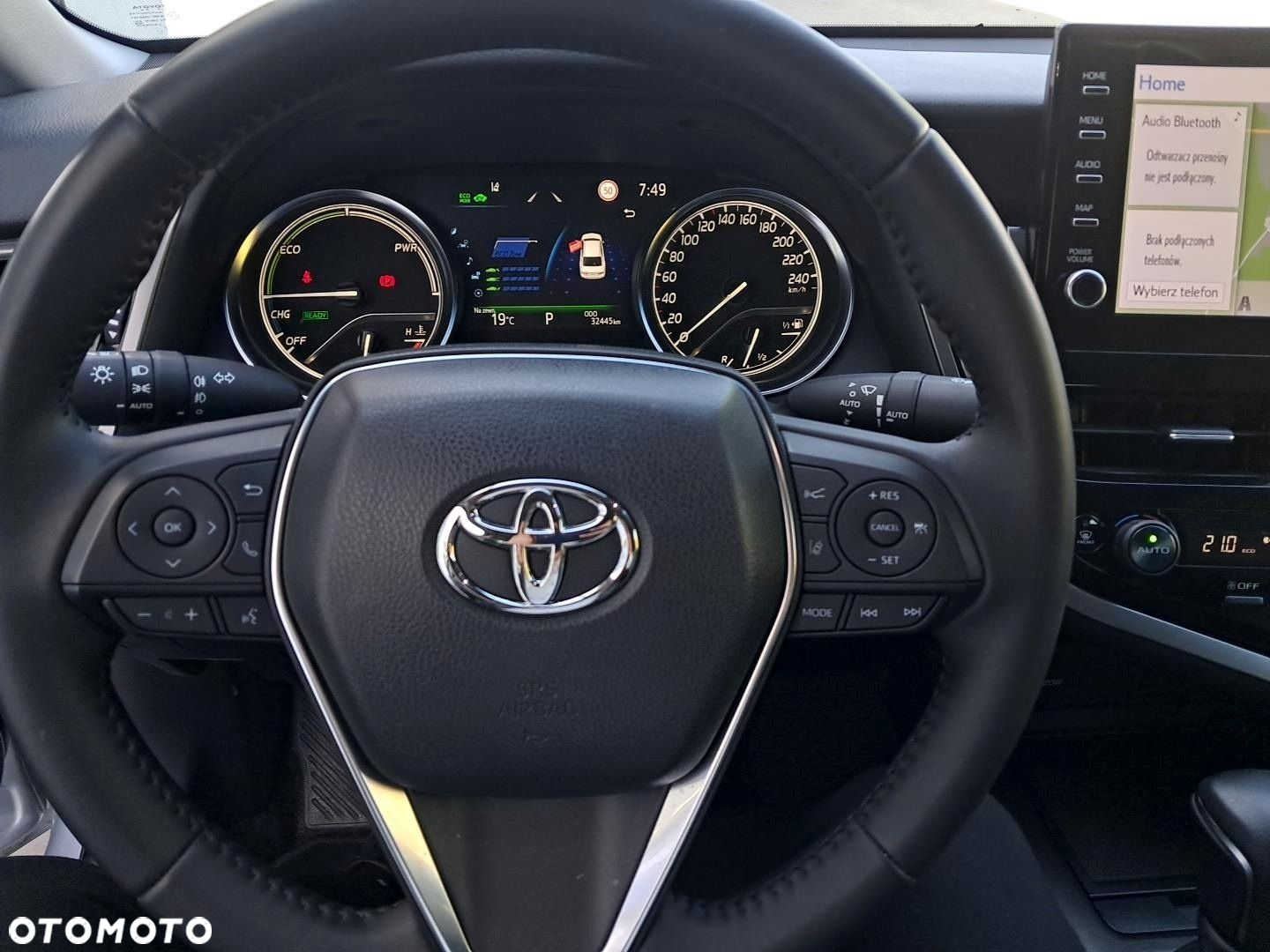 Toyota Camry 2.5 Hybrid Prestige CVT - 17
