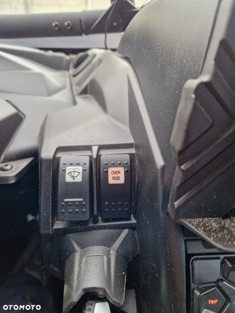 Can-Am Maverick - 24