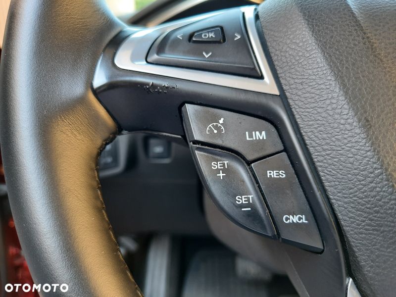 Ford Mondeo - 12