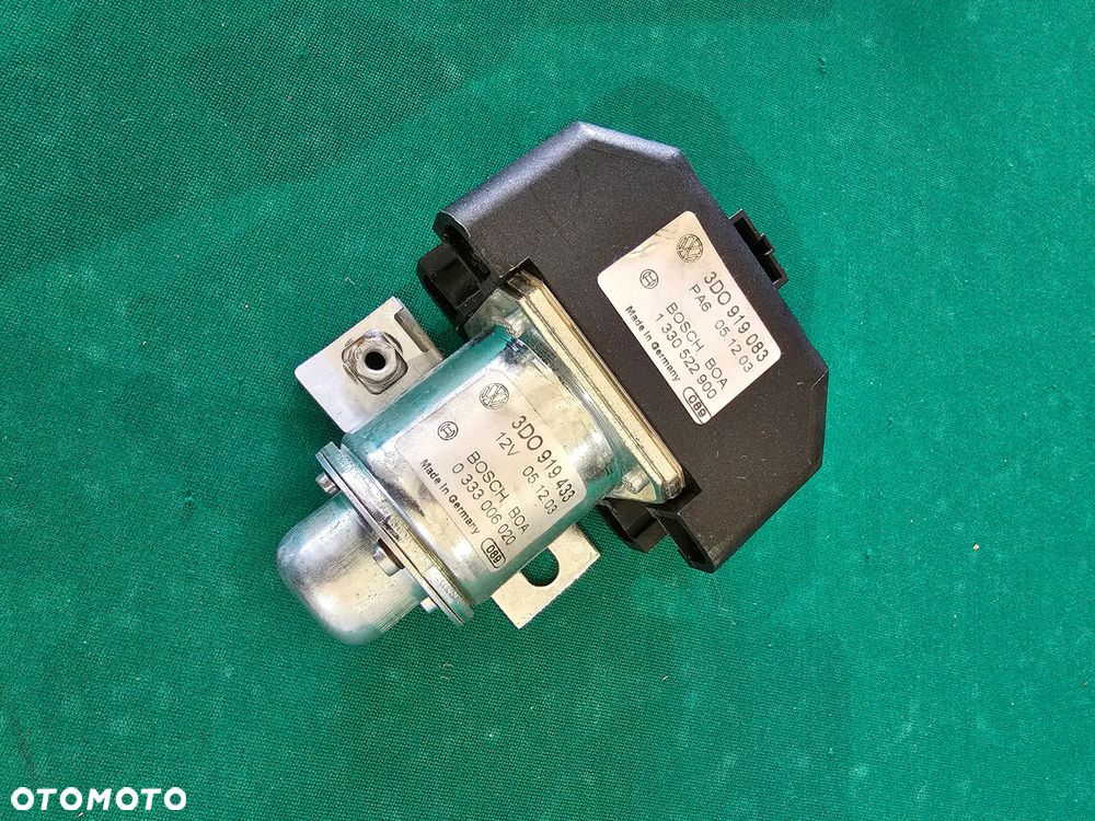 VW MODUŁ PRZEKAŹNIK AKUMULATORA 3D0919433 3D0919083 - 1