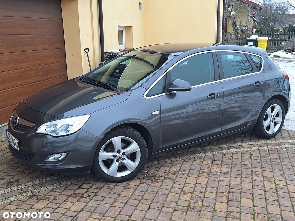 Opel Astra 1.4 Turbo Cosmo