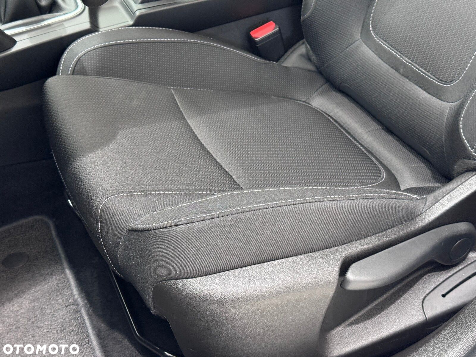 Renault Megane 1.3 TCe FAP Zen - 11