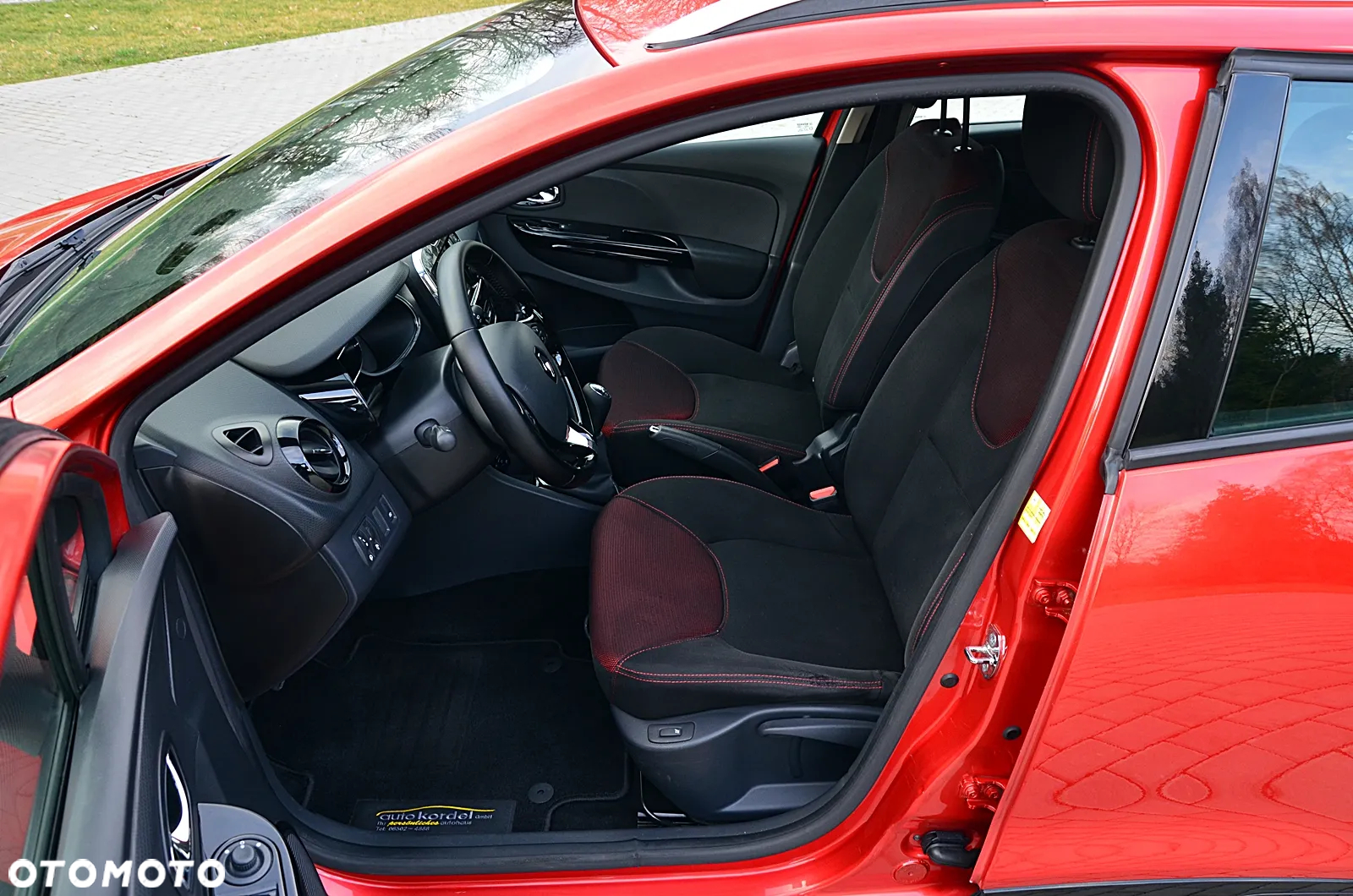 Renault Clio - 14