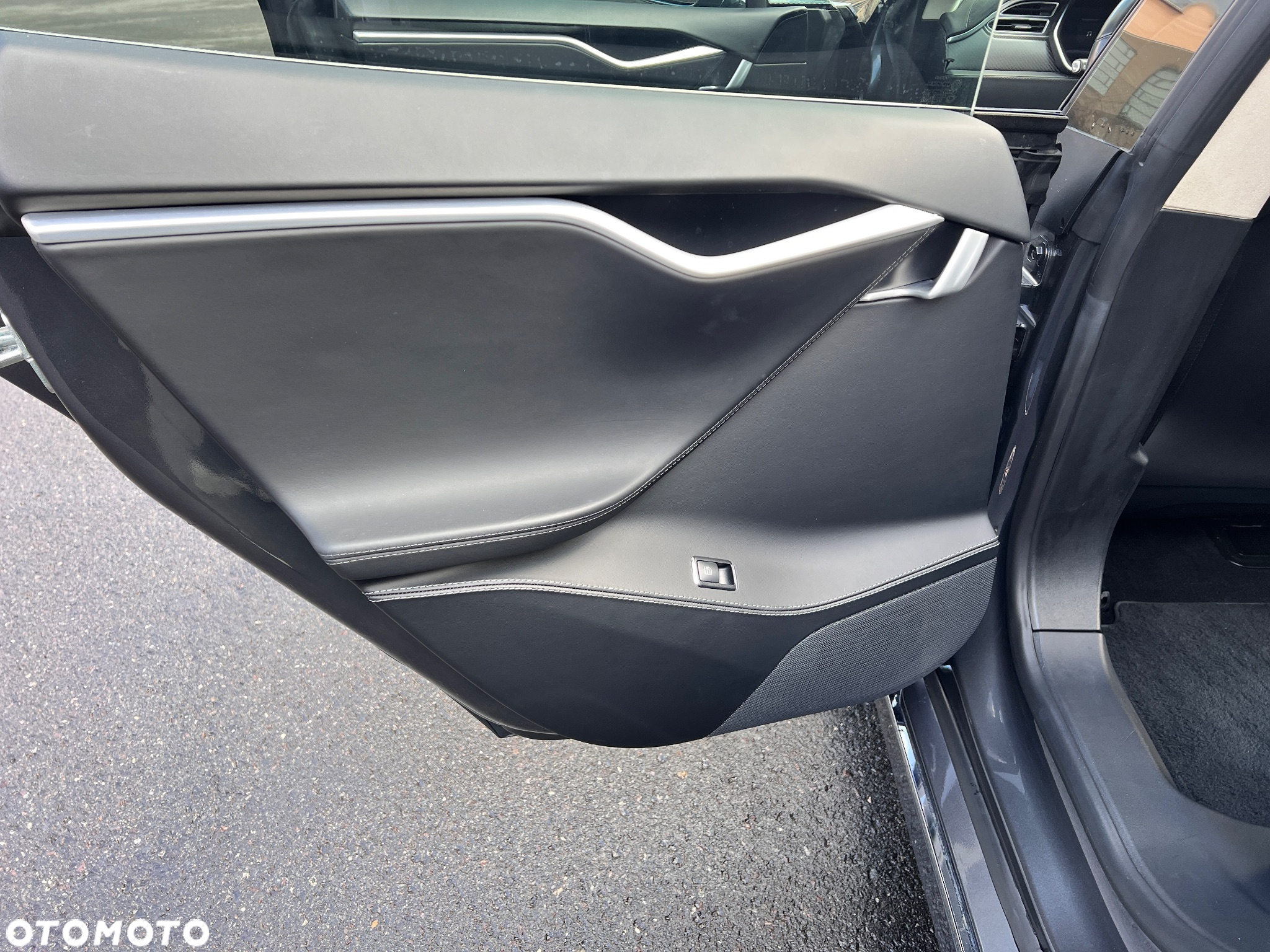 Tesla Model S 75 D - 28