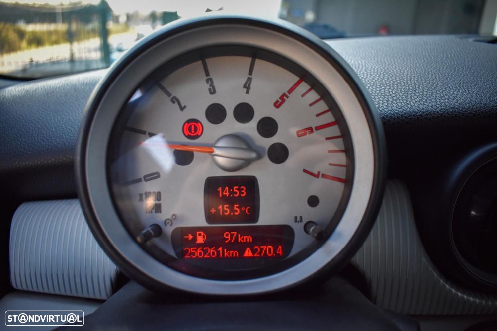 MINI 3 Portas Cooper D 50 Camden - 10