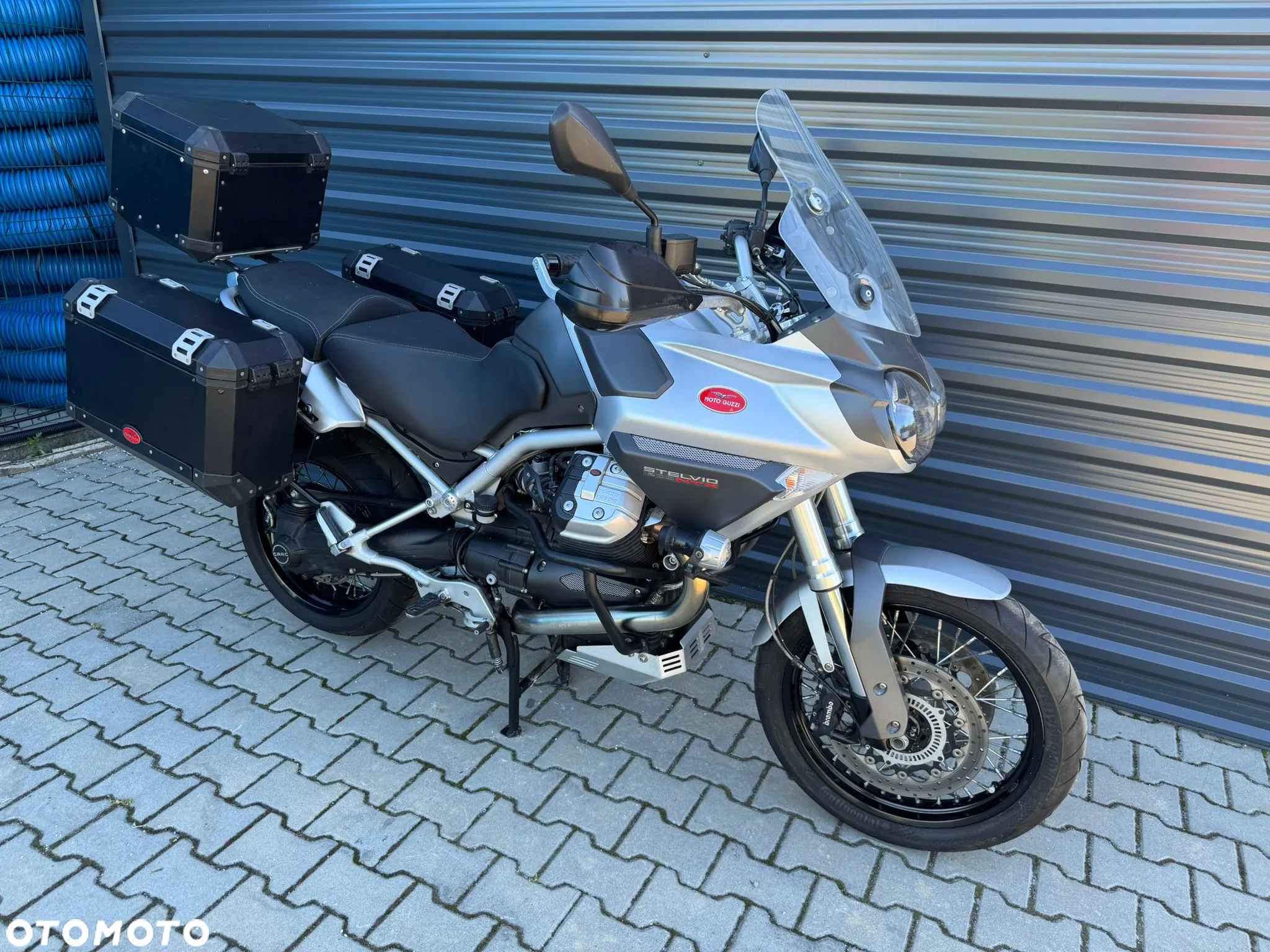 Moto Guzzi Stelvio - 3