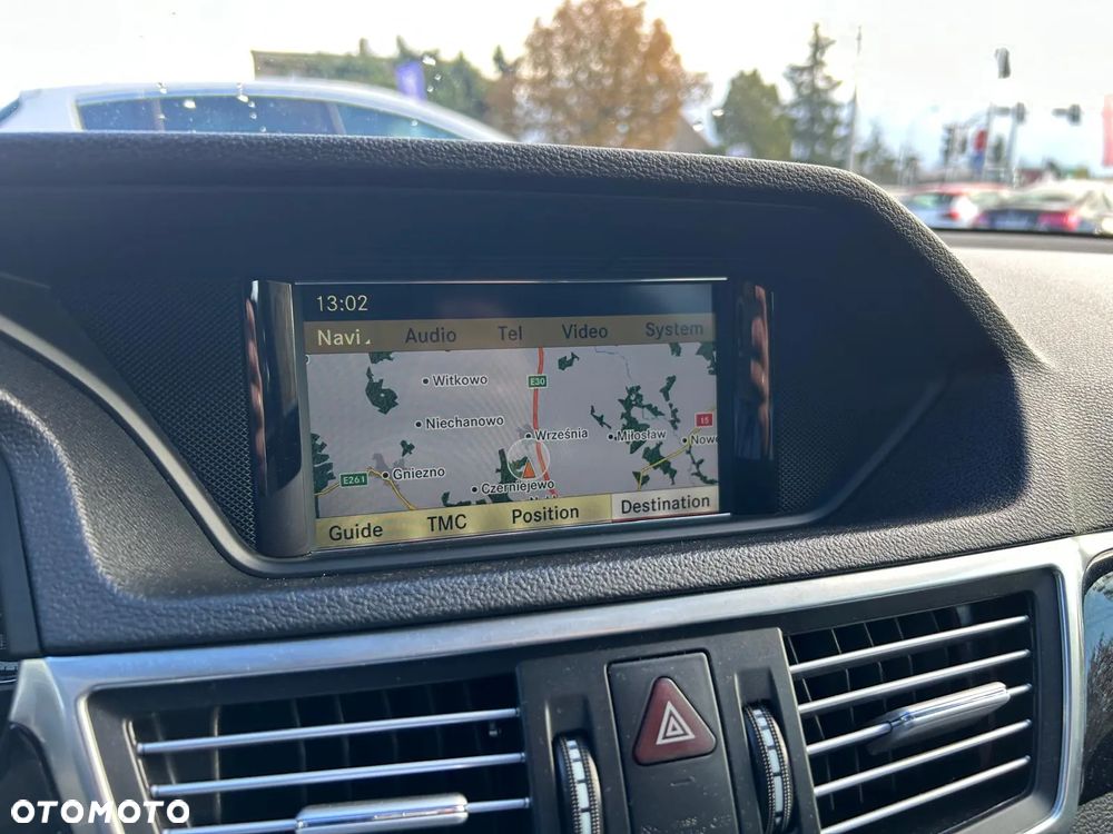 Mercedes-Benz Klasa E 350 CDI BlueEff Avantgarde - 35