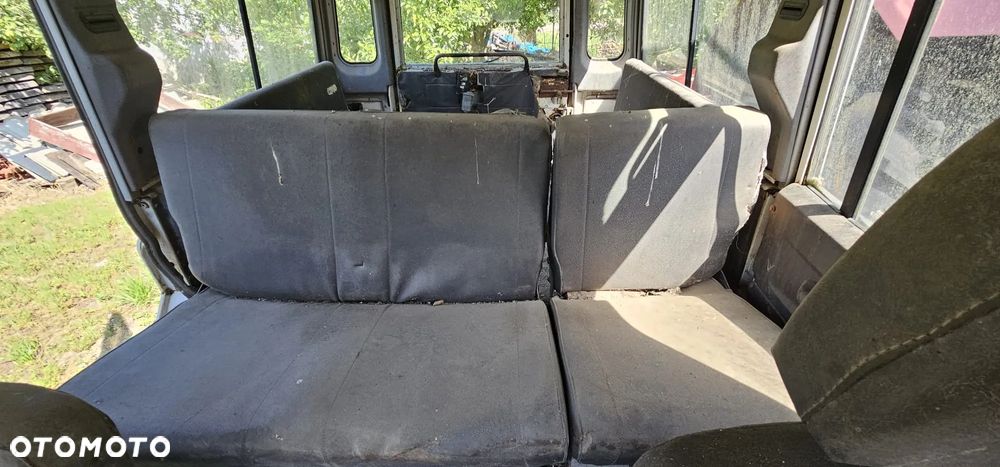 Land Rover Defender 110 2.5td części fotele ławka kierownica silnik skrzynia reduktor most maska dach szyba - 4