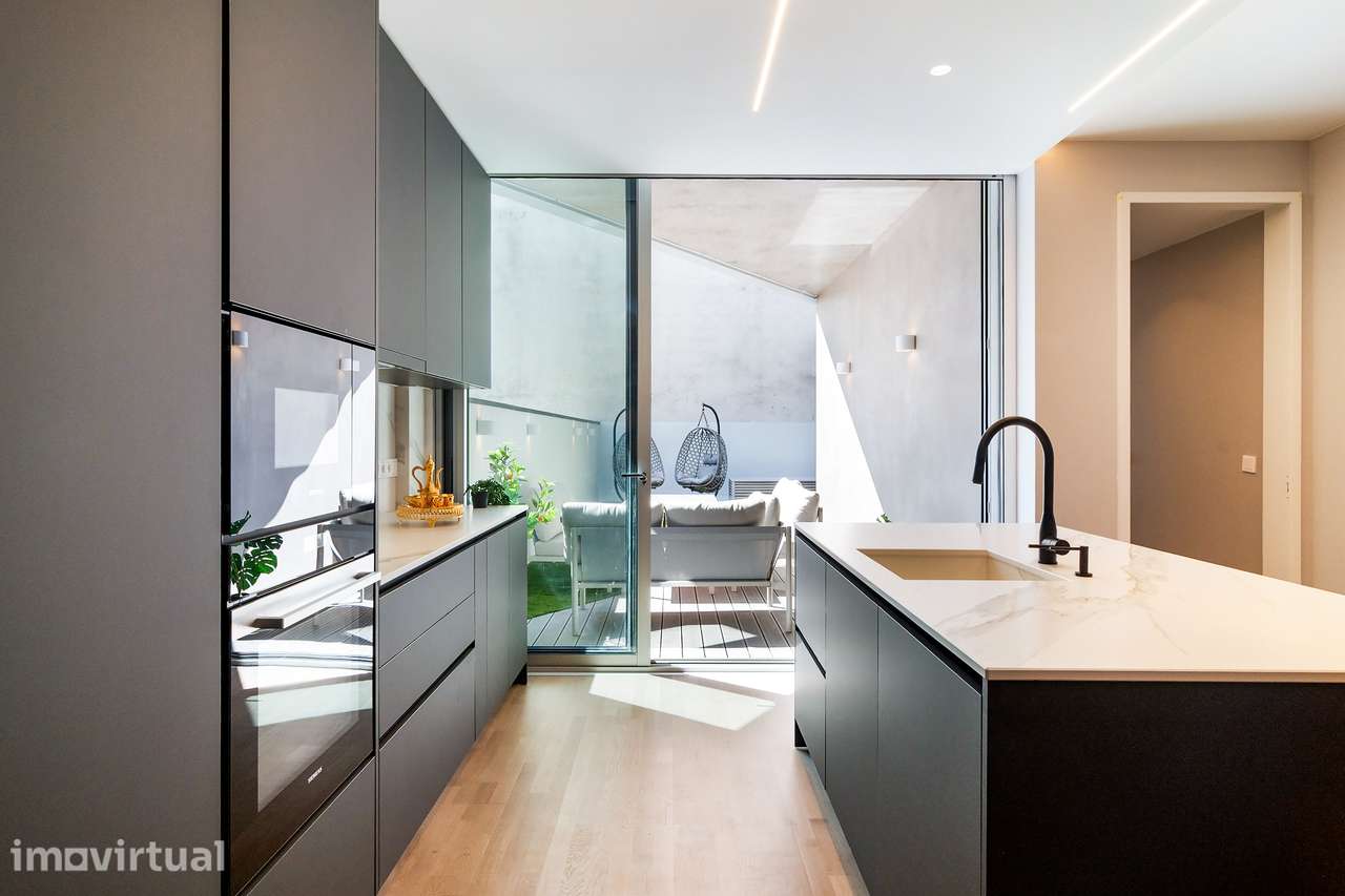 Rare Boutique T2 with 60 m² Private Garden | Smart Home | Parking - Grande imagem: 5/26