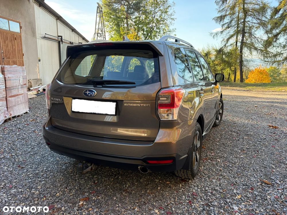Subaru Forester 2.0 i Exclusive - 6