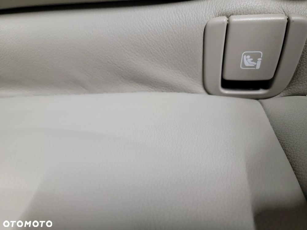 Volvo XC 40 D3 - 16