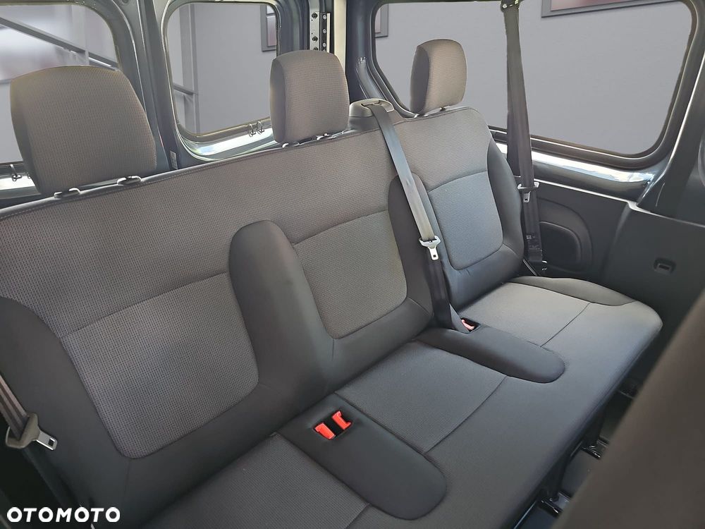Renault Trafic - 14