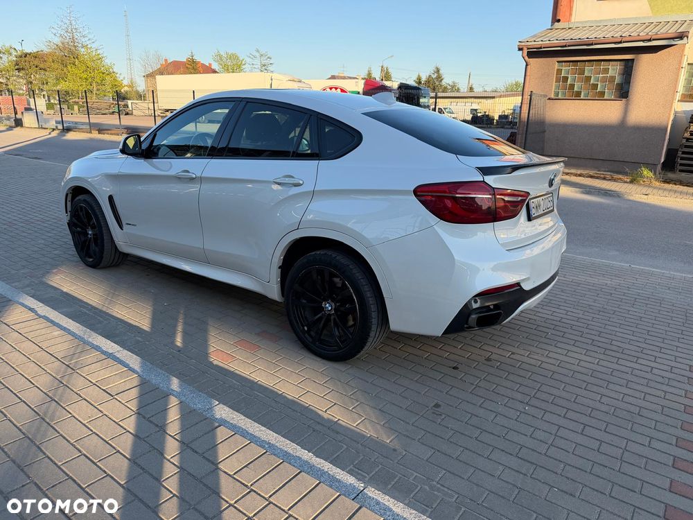 BMW X6 xDrive50i Performance M Paket - 3