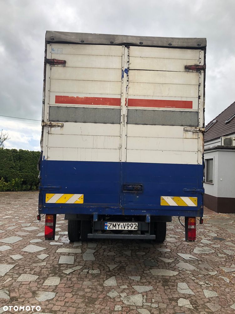 DAF 1000 - 4