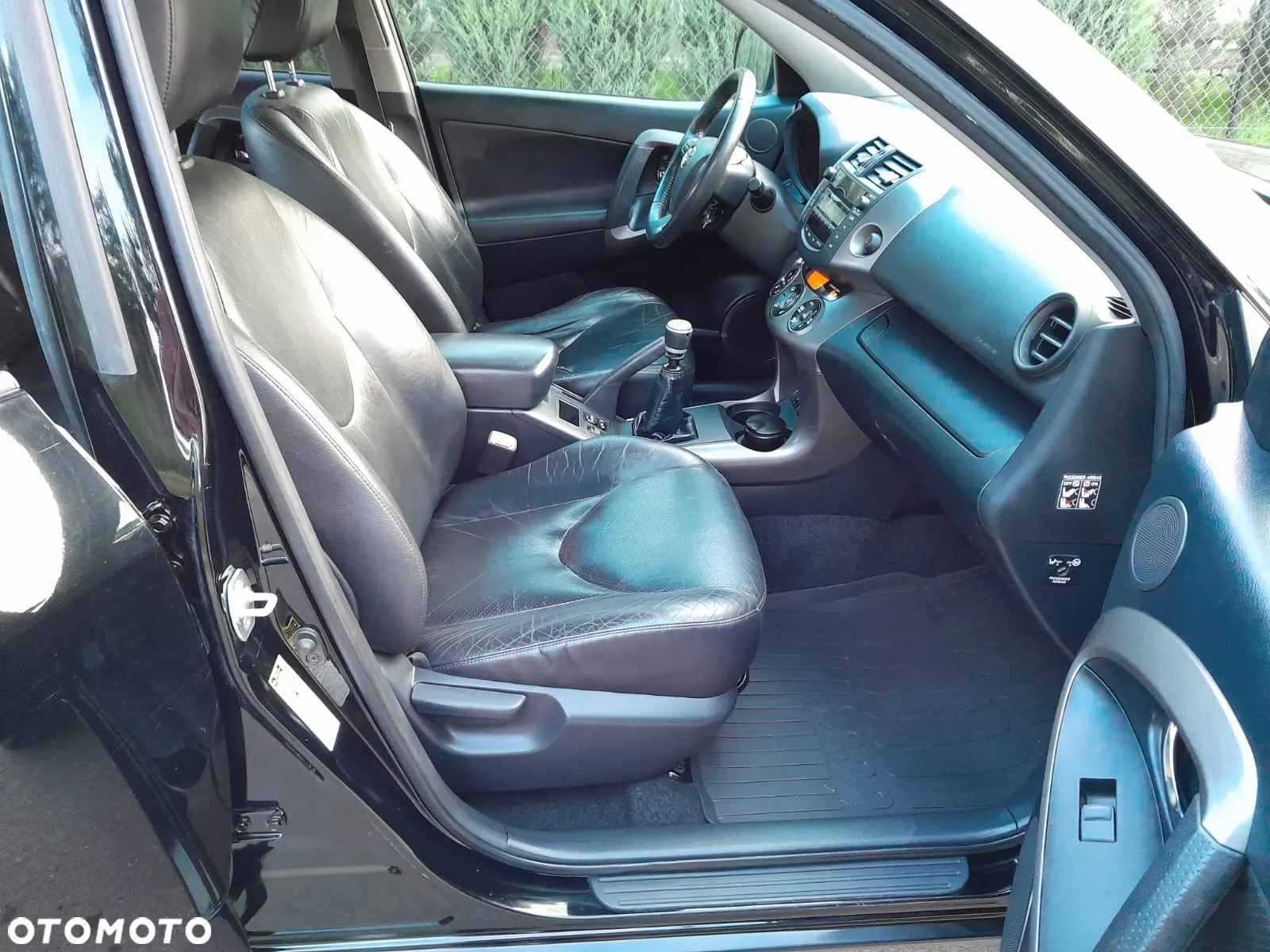 Toyota RAV4 - 7