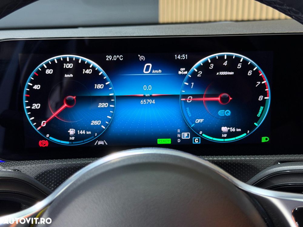 MERCEDES-BENZ A-Class 2022 — imagine 7
