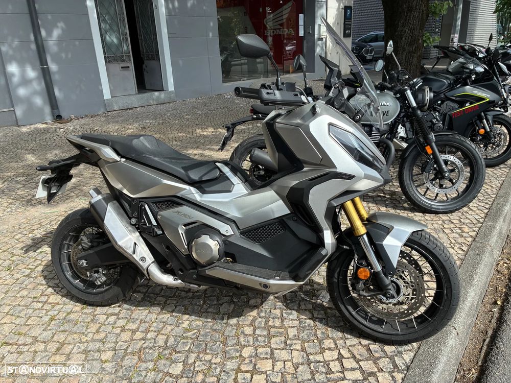 Honda X-ADV - 1