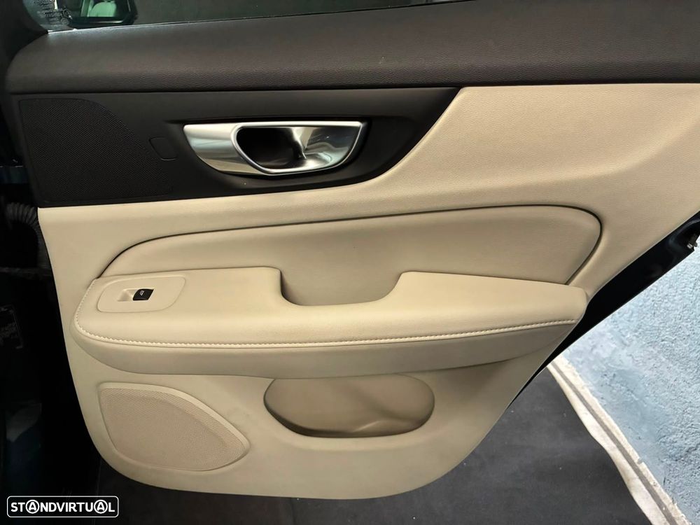 Volvo V60 - 42