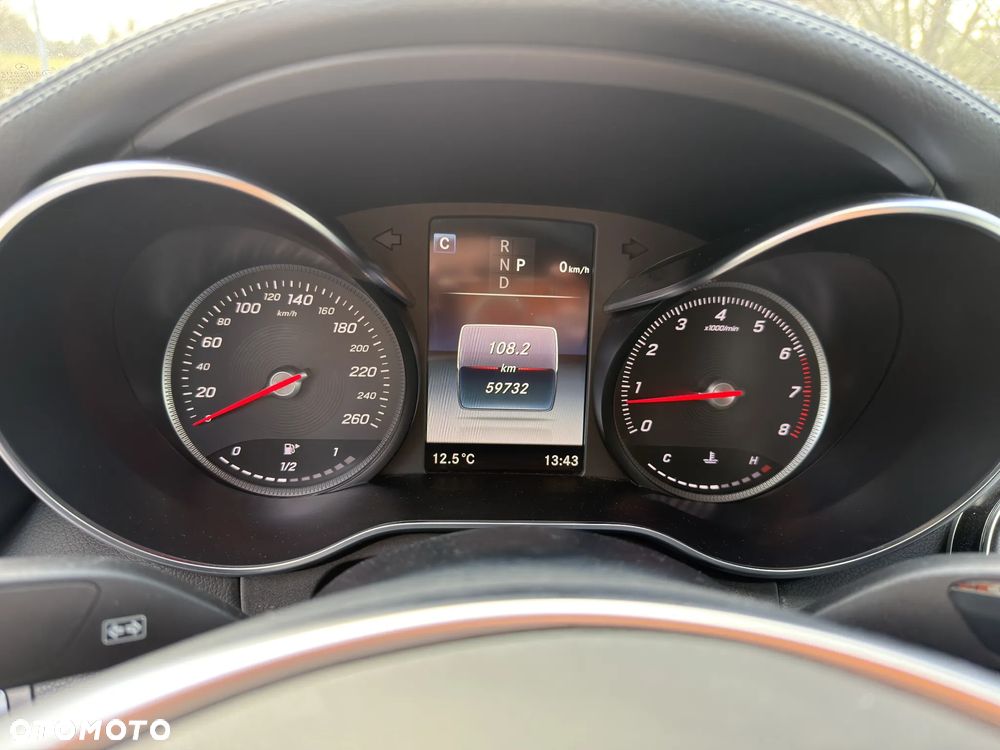 Mercedes-Benz Klasa C 300 9G-TRONIC Night Edition - 15