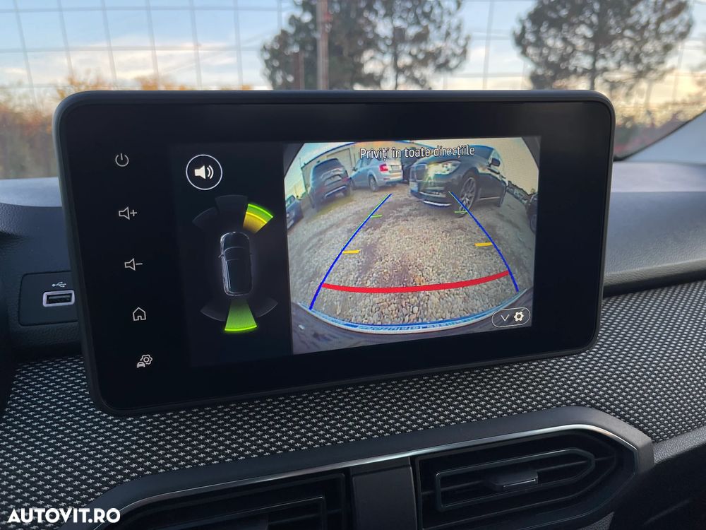 Dacia Logan TCe 90 MT6 Prestige - 13