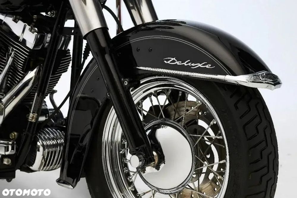 Harley-Davidson Softail Deluxe - 12