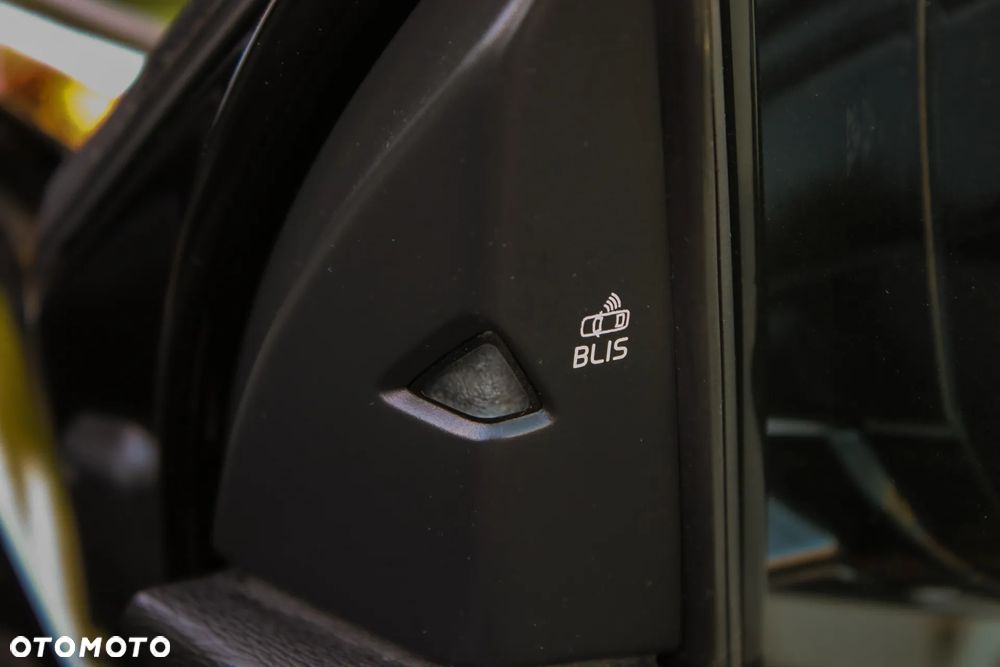 Volvo V40 Cross Country D3 Geartronic Summum - 20
