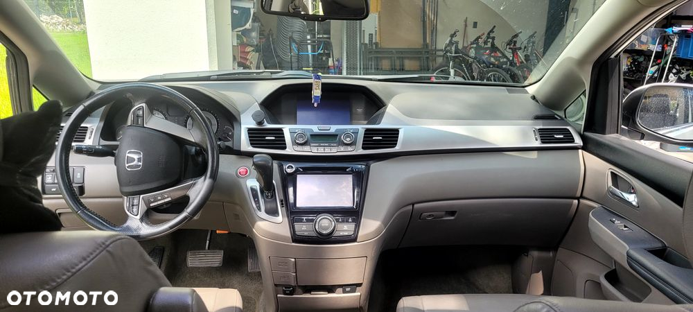 Honda Odyssey 3.5 EX - 25