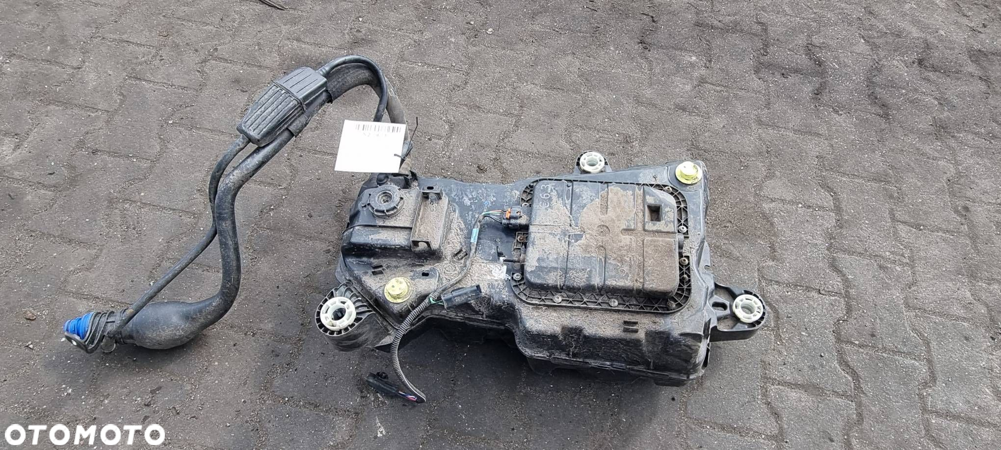 ZBIORNIK ADBLUE CITROEN BERLINGO III 2021 - 6