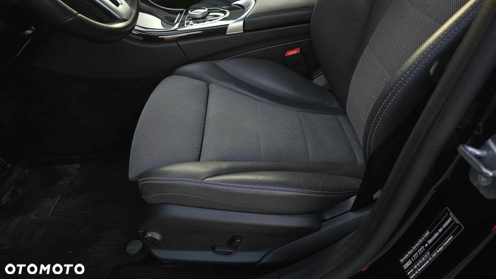Mercedes-Benz Klasa C 220 d 4Matic T 9G-TRONIC Avantgarde - 21