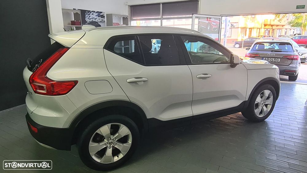 Volvo XC 40 1.5 T3 Momentum Geartronic - 2