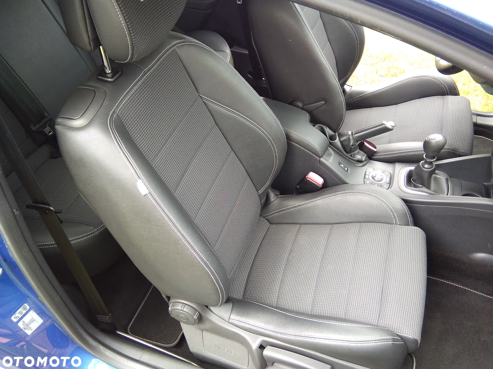 Renault Megane Coupe TCe 180 GT - 13