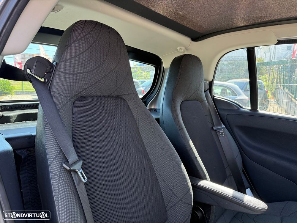 Smart ForTwo Coupé 1.0 mhd Passion 71 - 30