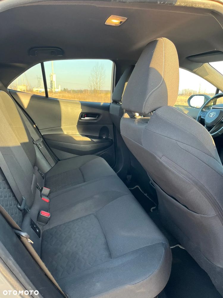 Toyota Corolla - 13