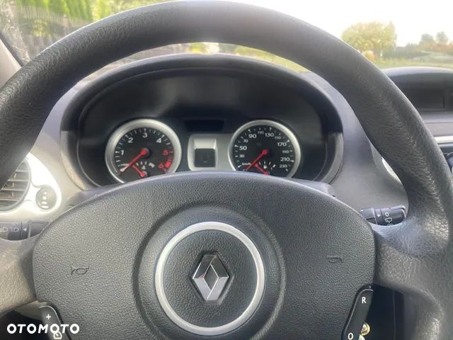 Renault Clio - 5