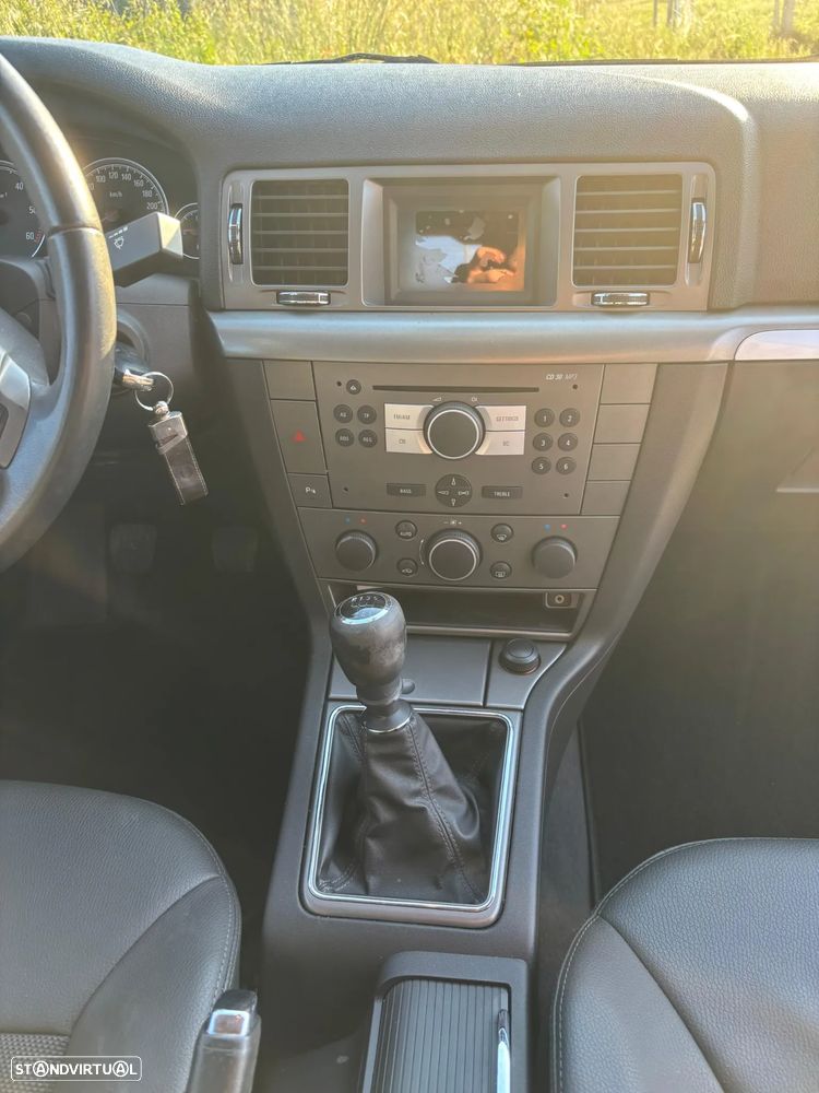 Opel Vectra Caravan 1.9 CDTi Elegance - 16