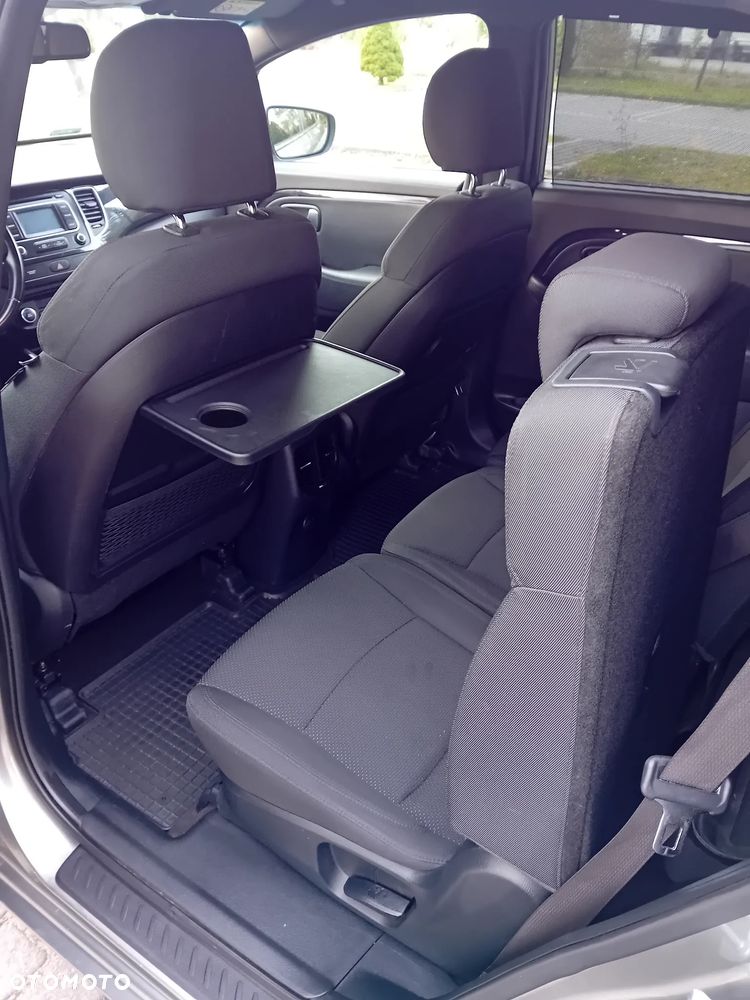 Kia Carens 1.6 GDI L 7os - 24