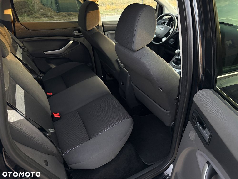 Ford Kuga 2.0 TDCi 2x4 Champions Edition - 21