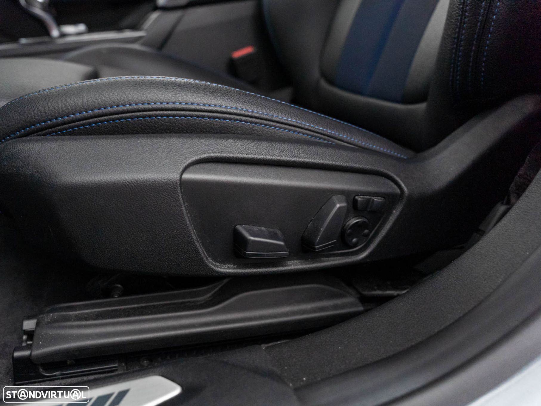 BMW M235i Gran Coupé xDrive - 18